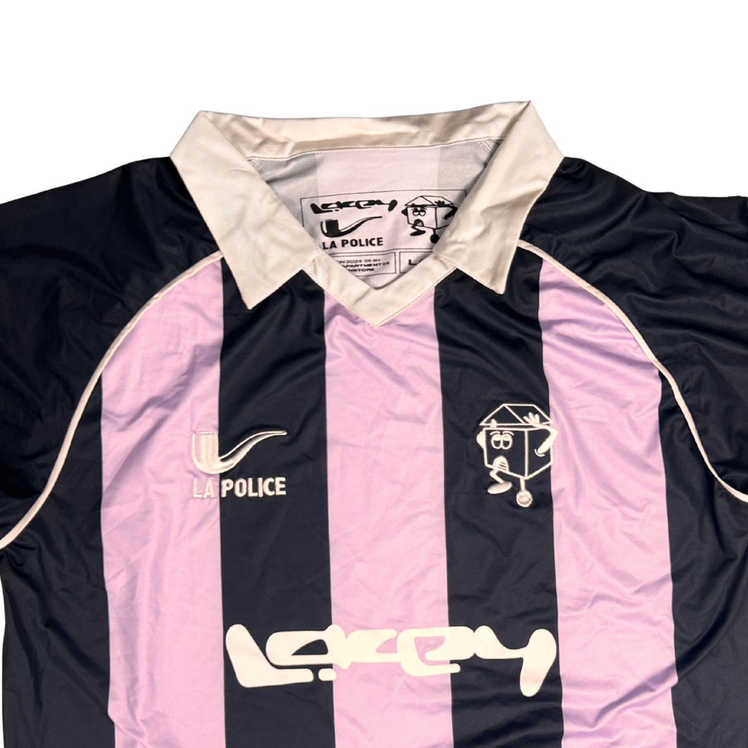 Lacey Trikot