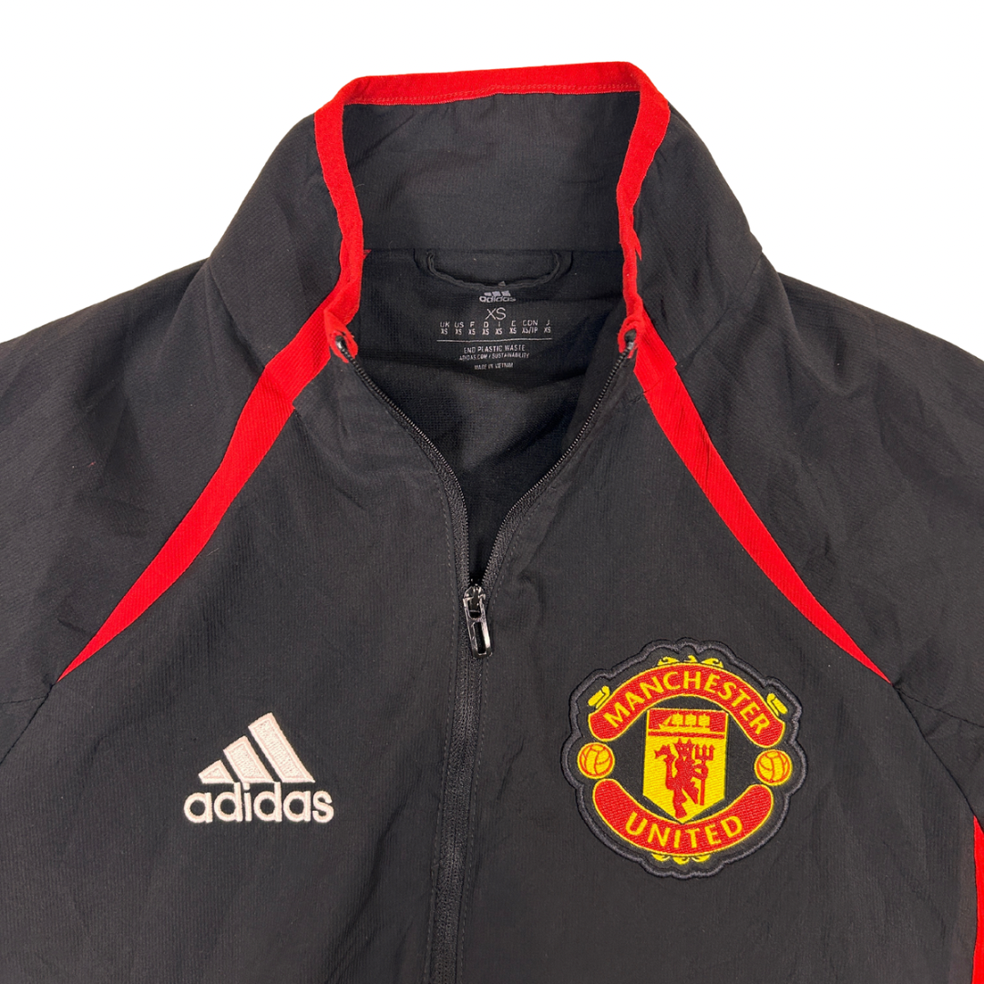 Manchester United Trainer