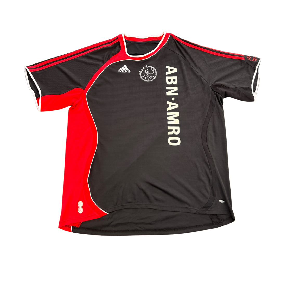 Ajax Away 06/07